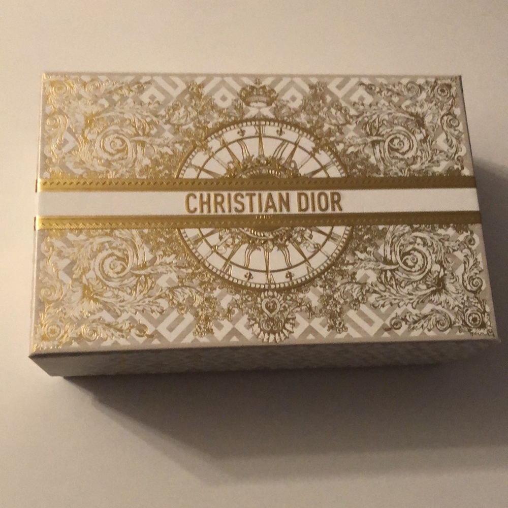 Dior Gift Box - Picture 8 of 8